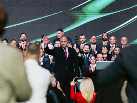 Bivši predsednik Bugarske pokušava da popularnost pretvori u političku moć