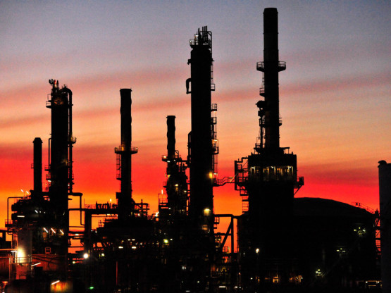 Trgovci naftom kažu da će 'rupa' od milijardu barela potrajati dugo nakon rata