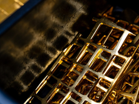 Zlato se oporavilo pošto je Trump produžio primirje sa Iranom