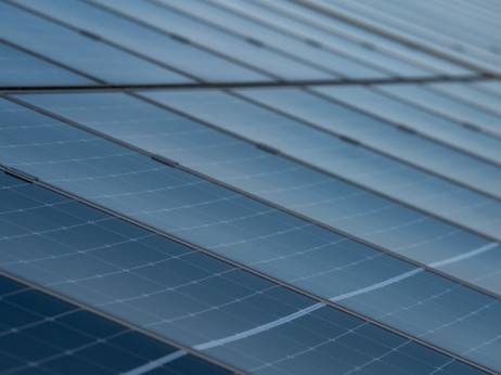 Solarne elektrane firmama donose milionske uštede – Peštan, Metalac i NIS šire kapacitete
