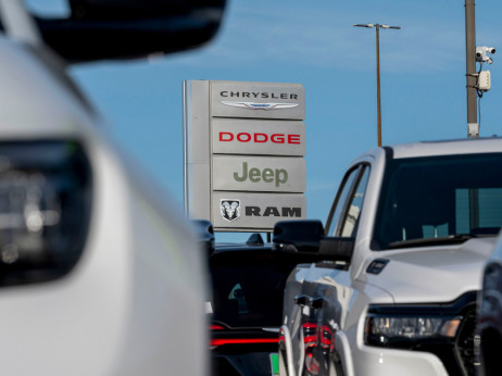 Stellantis tone dok investitori preispituju jednokratne dobitke u zaradi