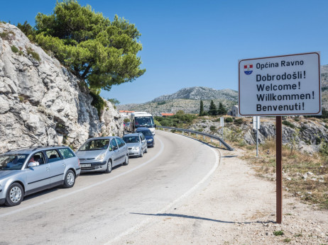 Višesatna čekanja na granicama! Traži se ustupak od EU i Hrvatske