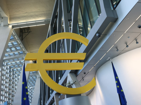 Junijski dvig obrestnih mer ECB vse bolj pod vprašajem