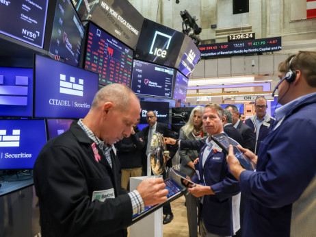 Fjučersi na Wall Streetu rastu na krilima AI euforije, Cisco skočio dvocifreno
