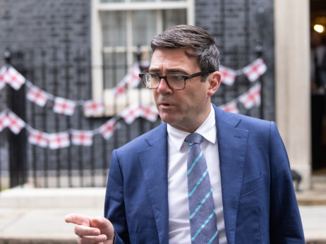 Ko je Andy Burnham, verovatno sledeći premijer Velike Britanije