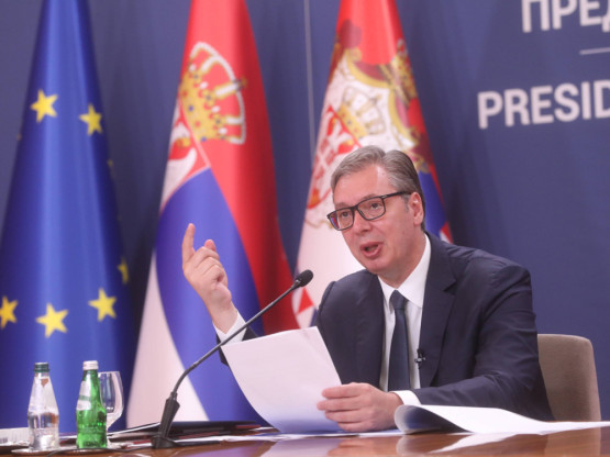 Vučić najavio paket mera podrške stanovništvu vredne 600 miliona evra