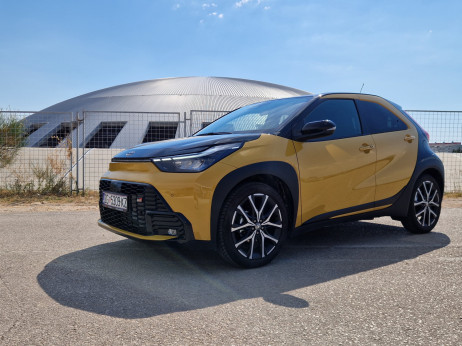 Test Toyota Aygo X hibrid - Gradski štediša koji se ne stidi ni autoputa