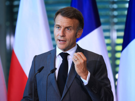 Francuskoj prete nova previranja dok čeka na usvajanje budžeta