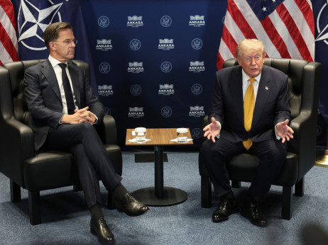 Trump kaže da je prekid vatre SAD i Irana 'završen' posle napada
