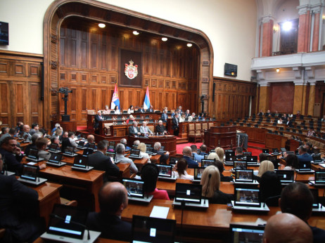 Skupština Srbije izglasala poverenje Vladi