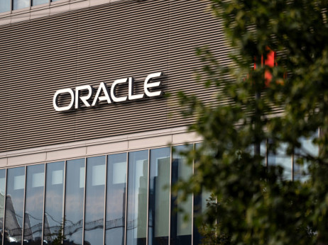 Larry Ellison odustao od prodaje akcija Oraclea vrednih do 7,5 milijardi dolara