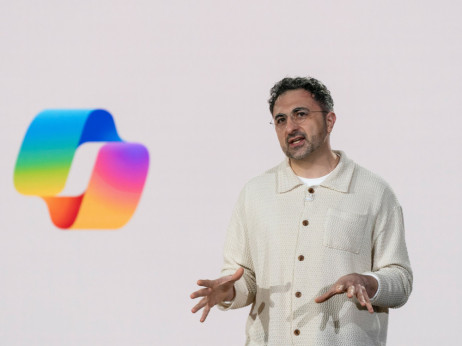 Microsoftov AI šef upozorava na rizike Claudea koji oponaša ljudsko ponašanje