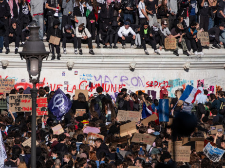 Francuski srednjoškolci ne odustaju - protesti ulaze u treću nedelju