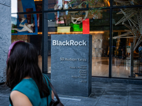 BlackRock ukazuje na visoke prinose od korporativnih obveznica
