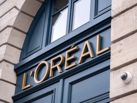 L’Oreal prkosi krizi luksuza: Potrošači ne štede na nezi kože, lepota ostaje prioritet