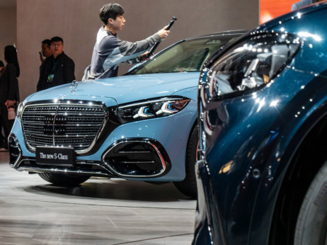 Mercedes sprema velike promene u Kini zbog sve dubljeg pada prodaje